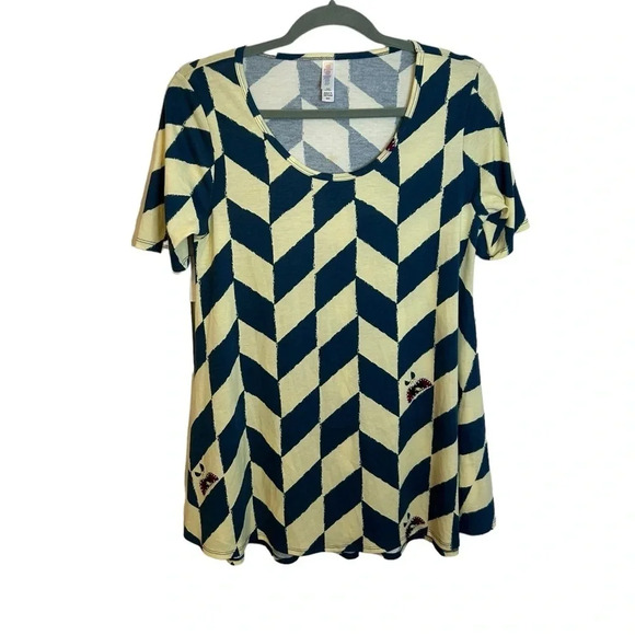 Nwt Lularoe Disney The Nightmare Before Christmas Perfect Tee - Picture 1 of 5